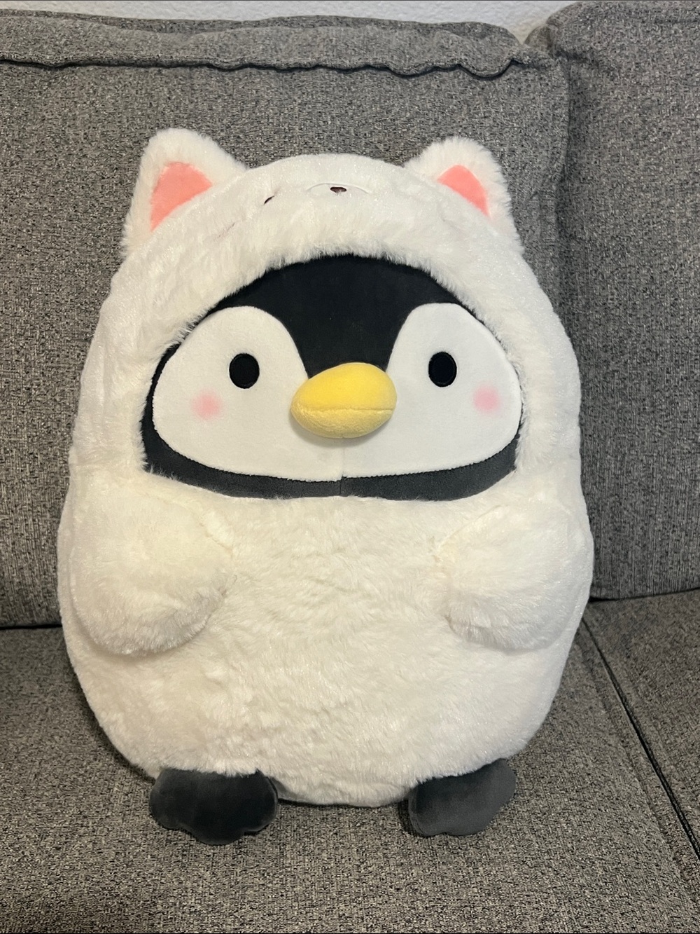 White Plush Penguin Pet Toy - Soft Stuffed Bird Plushie
